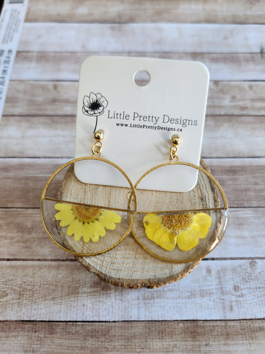 Dainty Floral Drop Earrings