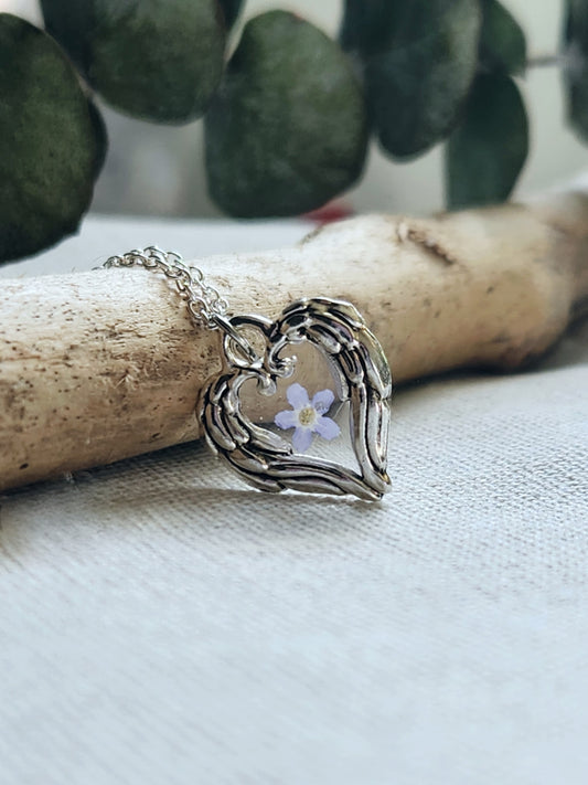 Dainty Floral Necklace