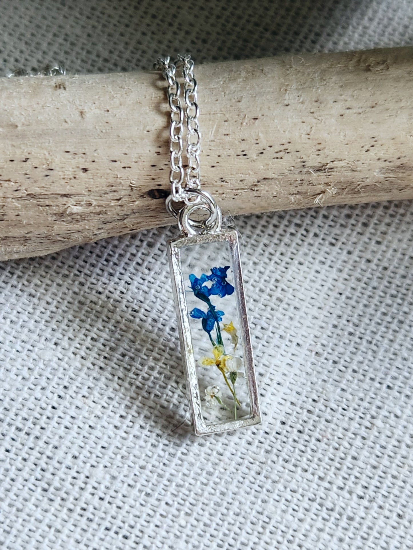 Dainty Floral Necklace