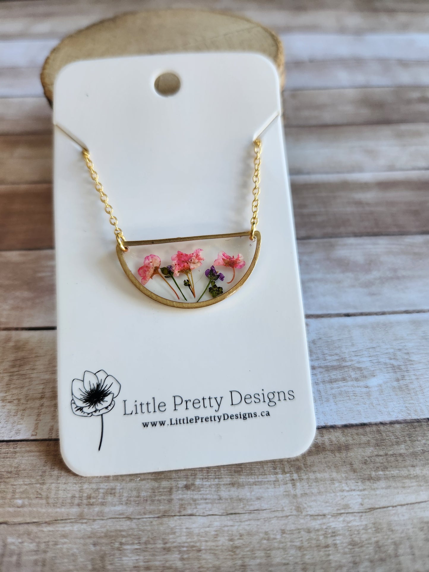 Dainty Floral Necklace