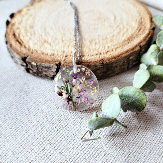 Pressed Flower Round Necklace